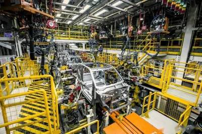 雙料第一！五菱汽車榮膺民族汽車品牌認(rèn)知度與保值率雙冠王